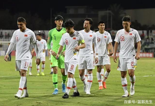 水泥磨輥廠家說時(shí)事|國足輸球，到底誰該“承擔(dān)全部責(zé)任”？